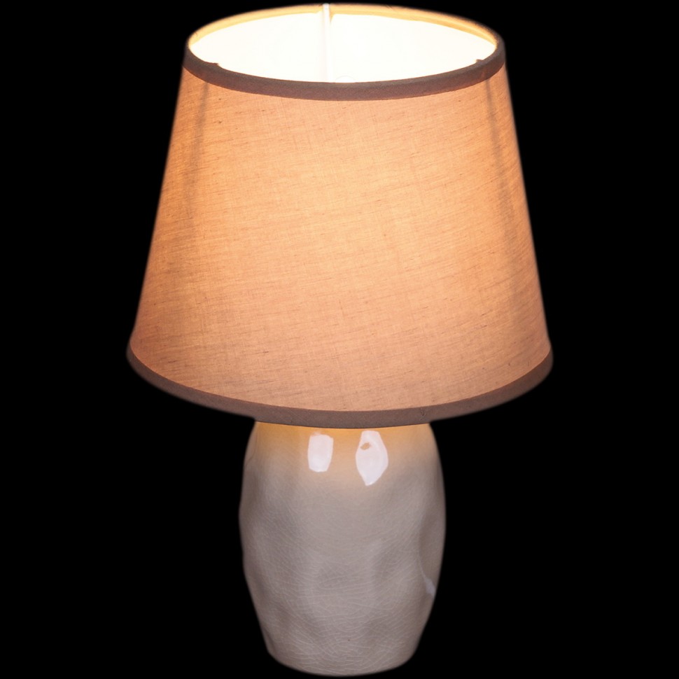 Настольная лампа с абажуром Reluce E14 16005-0.7-01J